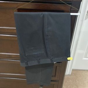 Men’s black chino pants